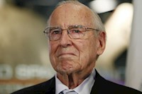 Odešla legenda – Jim Lovell
