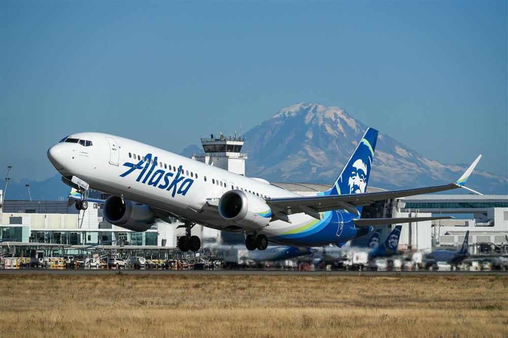 Boeing 737 společnosti Alaska Airlines (Zdroj: The Air Current)