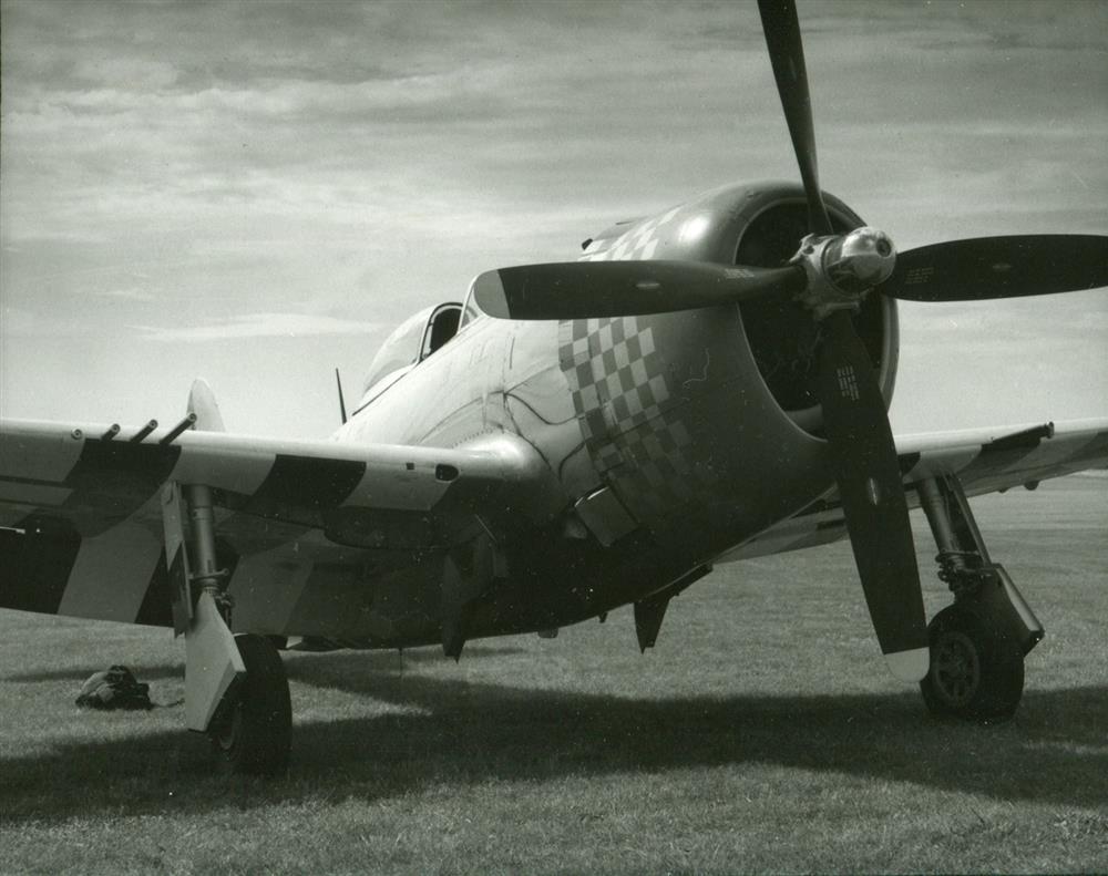 Republic P-47 Thunderbolt, Mladá Boleslav 2024, formát negativu 6x7 cm (Foto: Richard Homola)