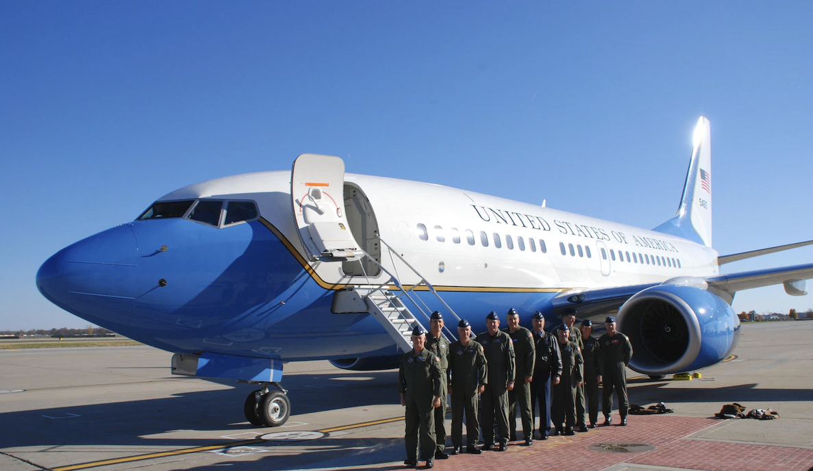 USAF C-40